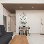 Dolce Vita By Halu!, Stylish Apt In The Center
